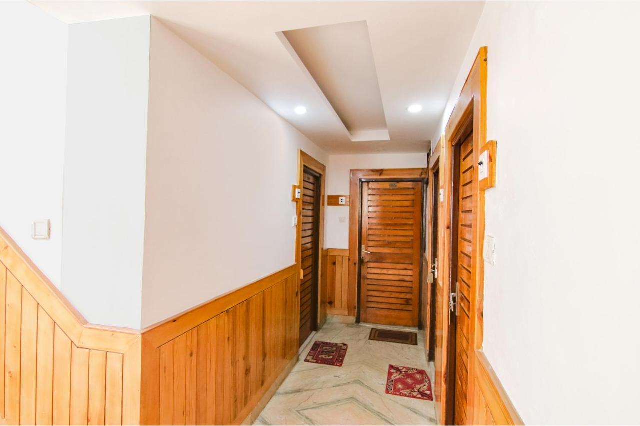 Fabhotel Rosewood Inn I 다람샬라 외부 사진