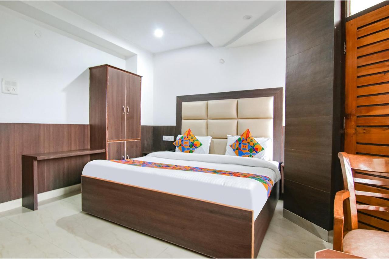 Fabhotel Rosewood Inn I 다람샬라 외부 사진