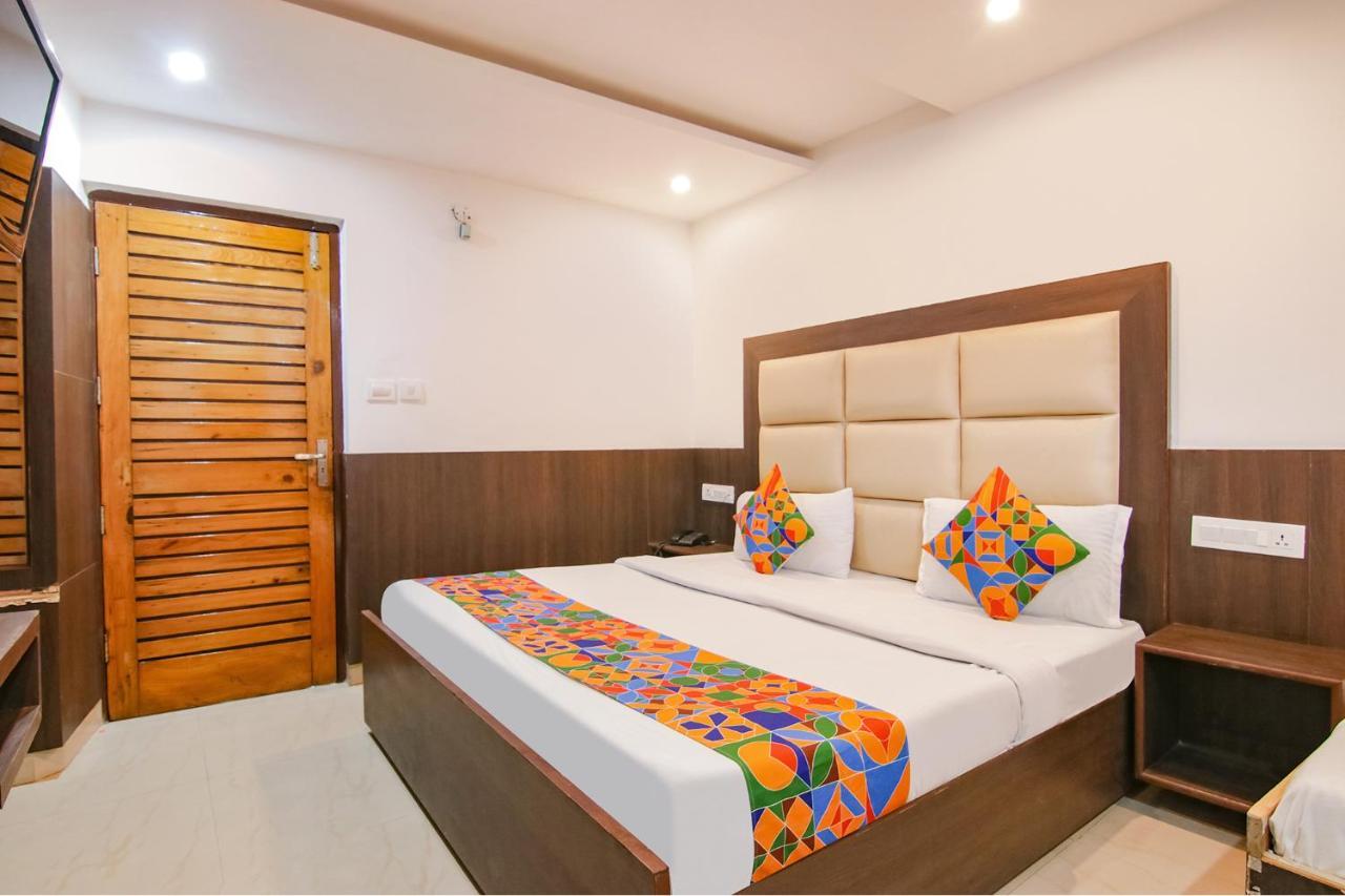 Fabhotel Rosewood Inn I 다람샬라 외부 사진